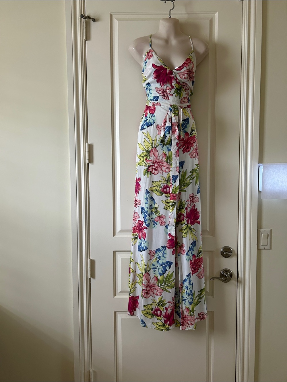 White/Multi Floral Jumpsuit, Crisscross Open Back And Self-Tie Belt, Size M, NWT